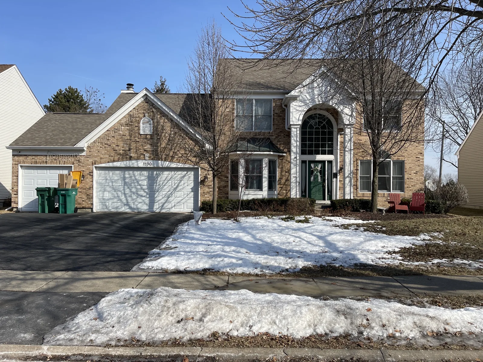 Grayslake IL home before siding work by Exterior Echelon